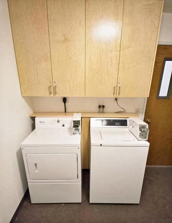 Stay Anchorage! Furnished Two Bedroom Apartments With High Speed Wifi Екстериор снимка