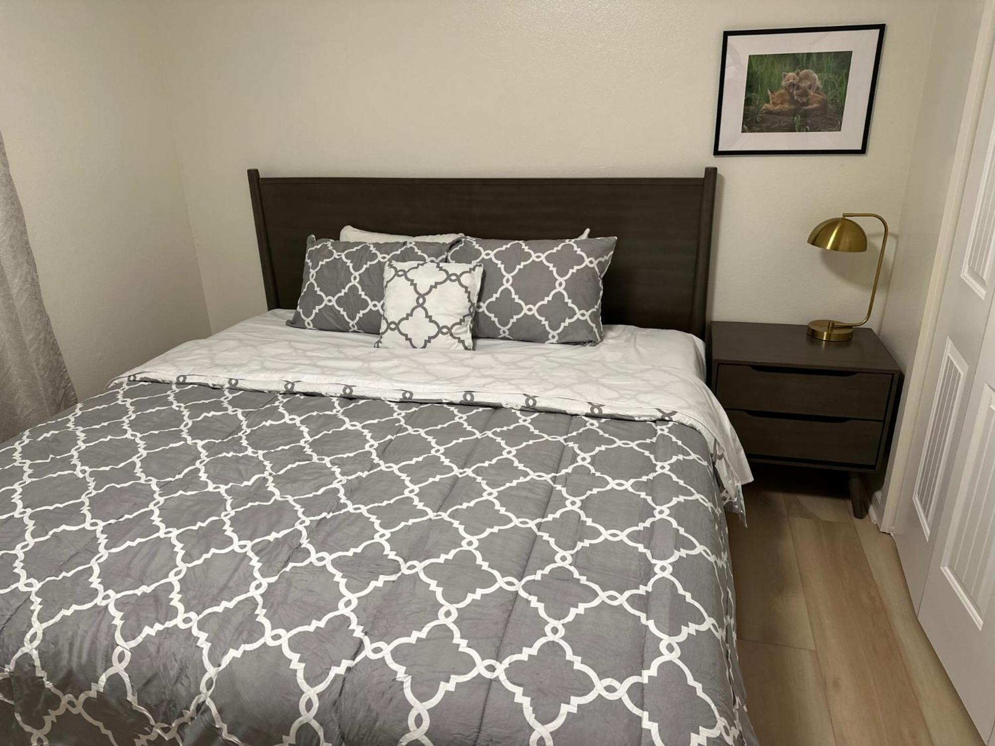 Stay Anchorage! Furnished Two Bedroom Apartments With High Speed Wifi Стая снимка