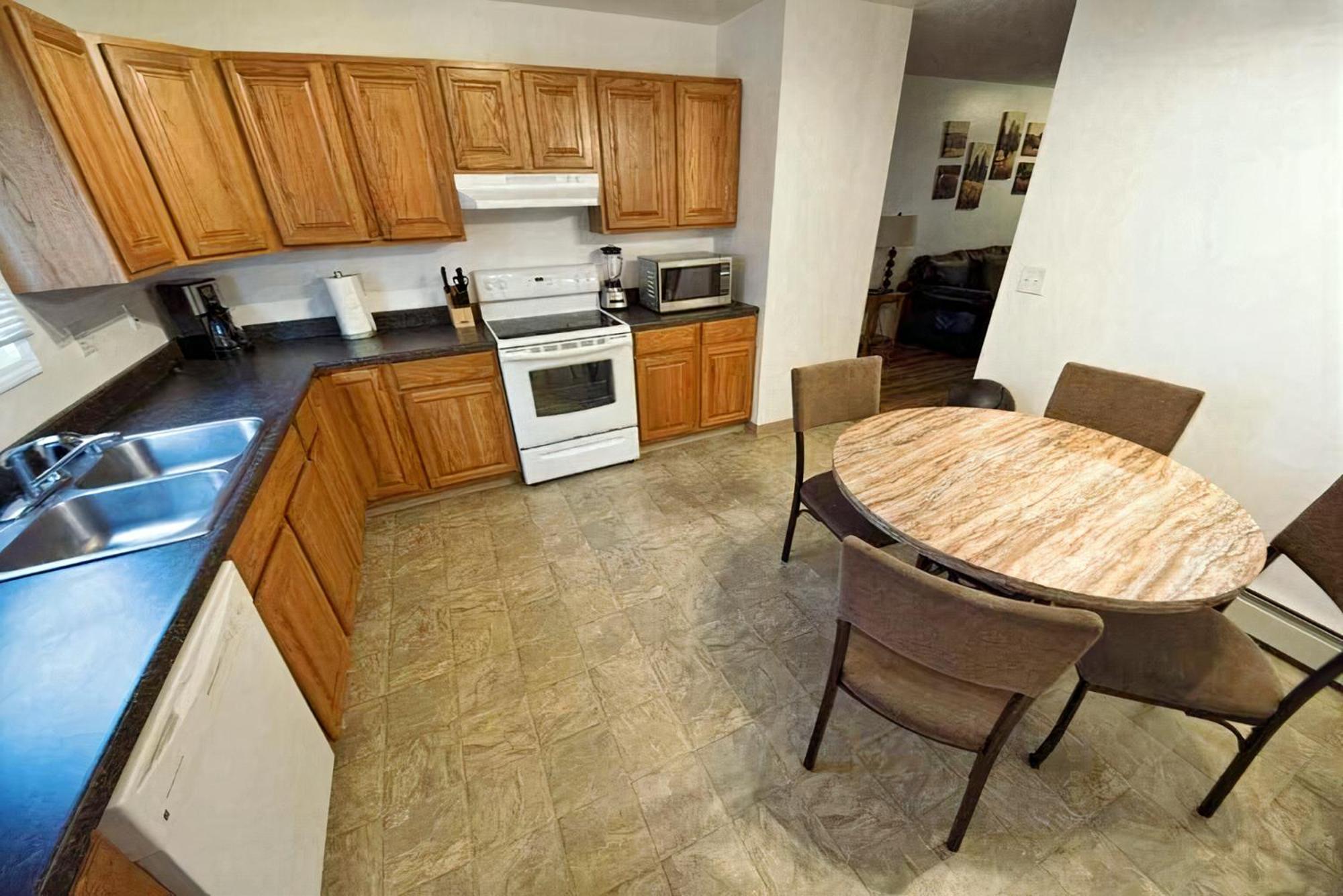 Stay Anchorage! Furnished Two Bedroom Apartments With High Speed Wifi Стая снимка